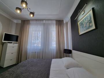 Фото номера Номер люкс Гостиница Эмеральд г. Тольятти 9